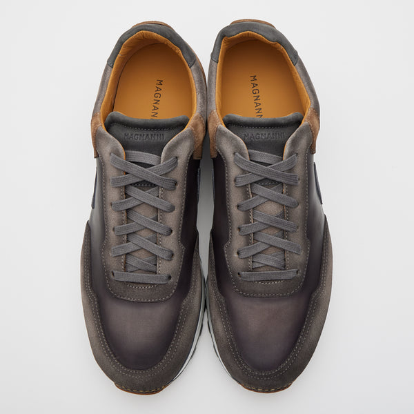 こちらの商品はランクですMAGNANNI leather sneaker BLACK size49