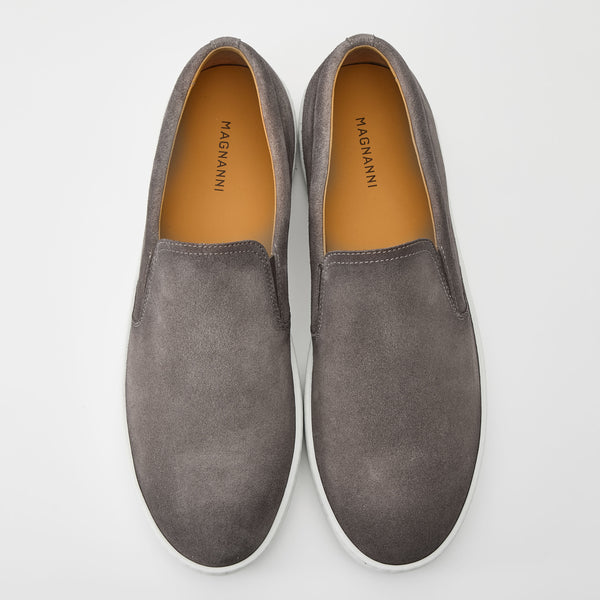 未使用　新品　マグナーニ　サイズ9.5 サイドエラスティック スニーカー グレー | 26092 GY – MAGNANNI