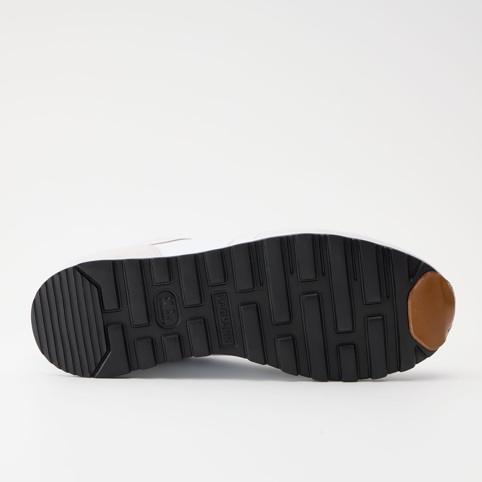 マルニ スニーカー レザー ホワイト 42サイズ マルニ スニーカー レザー ホワイト 42サイズ