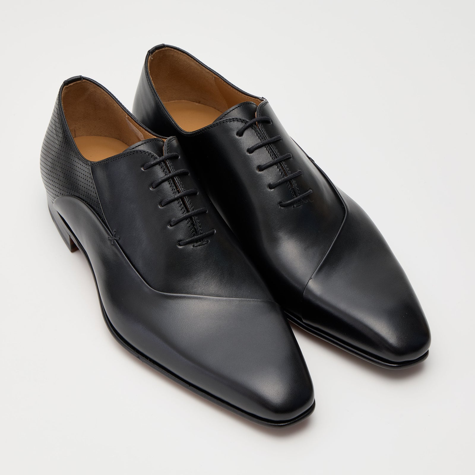 パーフォレーションオックスフォード ブラック | 34586 BL – MAGNANNI
