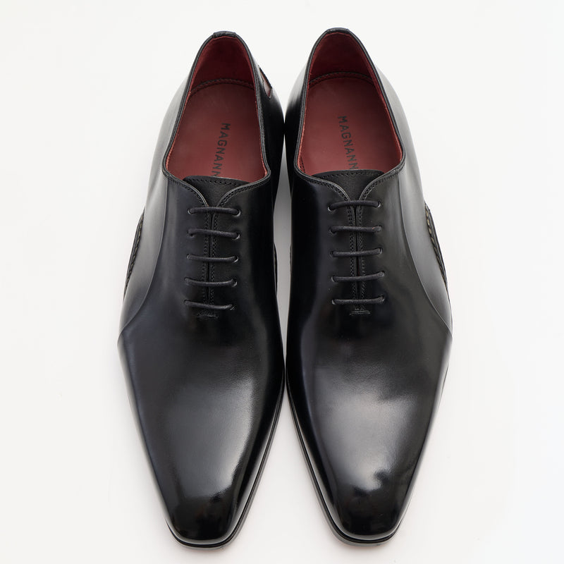 オパンカ デザインホールカット ブラック | 26667 BL – MAGNANNI